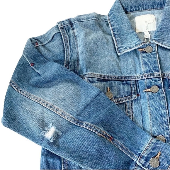 Joie NWT Distressed Trucker Jean Jacket Light Wash Denim Demanda Size S - Picture 7 of 9